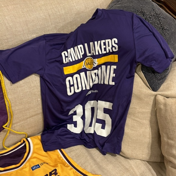 LA LAKERS JR. JERSEY, TEE SHIRT, DRAW STRING BAG, BASEBALL HAT CAMP GEAR - Picture 6 of 15